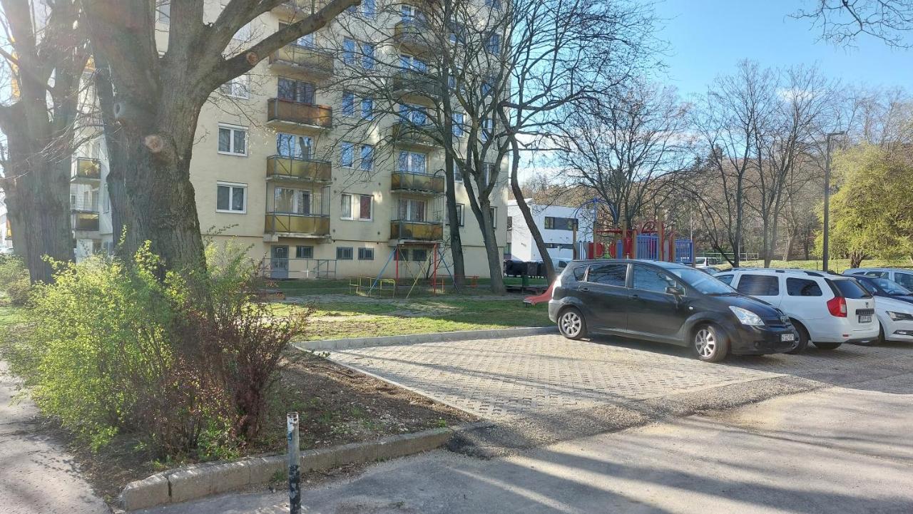 Apartamento Szuerke Macska Vendegszoba * * Miskolc Exterior foto